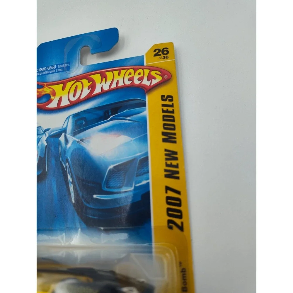 Hot Wheels Buzz Bomb 2007 Car #26/36 26/180 hard find collectable SEE B1.2ON0000